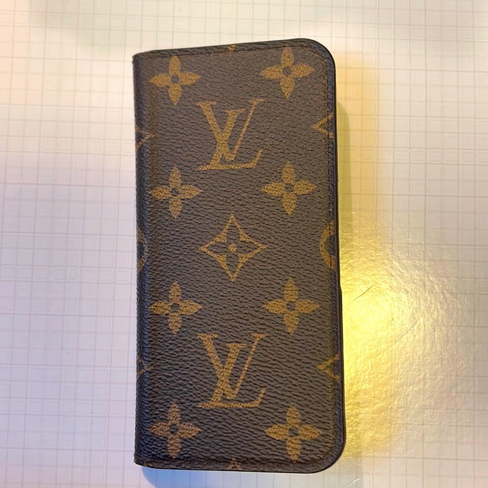 Louis Vuitton cell phone case